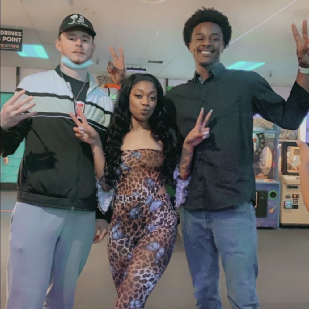 Meet your Posher, Kiero